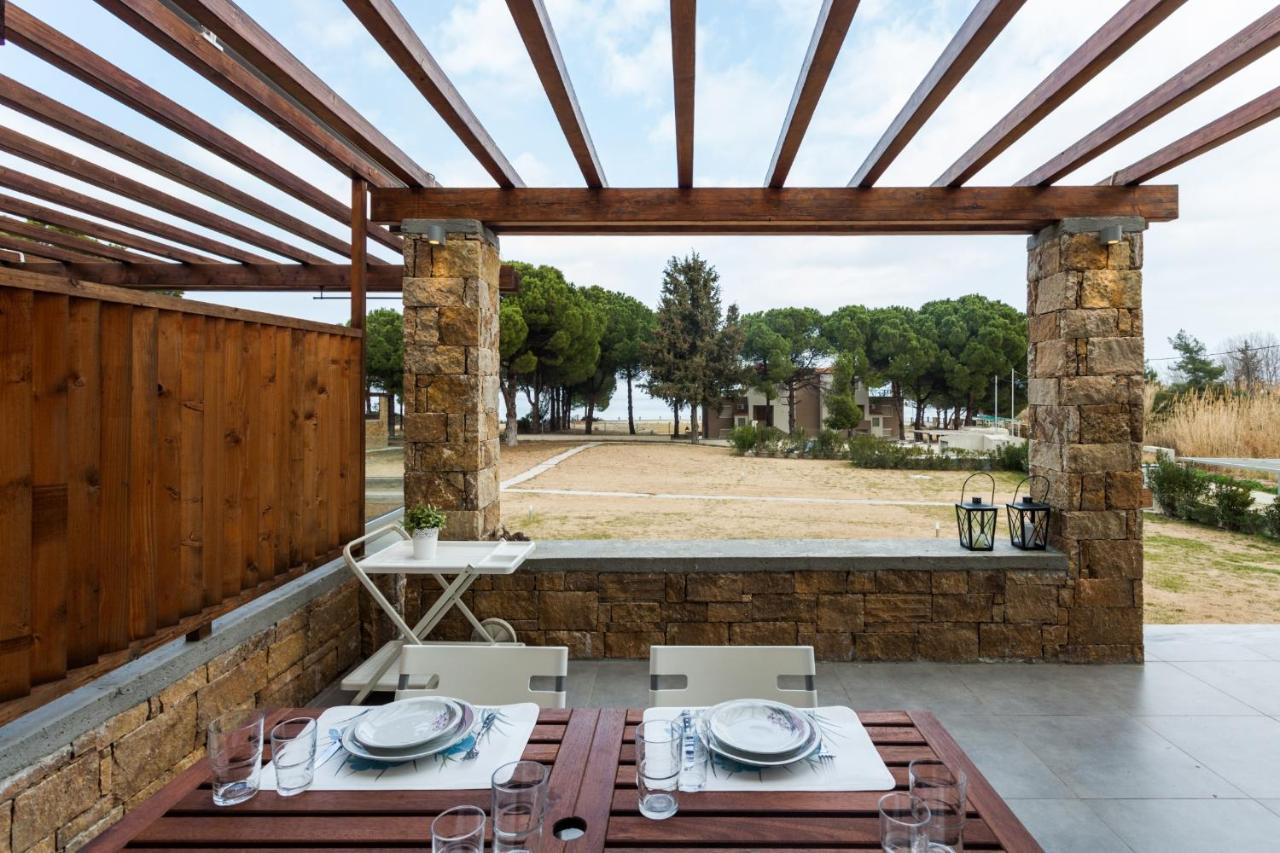 #Flh - Amalthia & Αthena Beachfront Houses In Pefkohori Екстер'єр фото